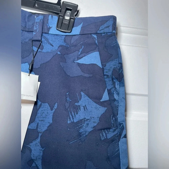 Men’s Calvin Klein Maritime Blue Abstract Bermuda Shorts Sz 32 NEW Soft Stretch - Picture 5 of 12